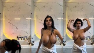 Mia Khalifa Bathroom Titty Play Video Leaked