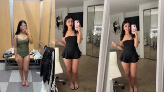 -Real Latina Cousin In A Short Dress / Who Has Her Nudes.