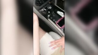 Izzygreen Fucks In The Car