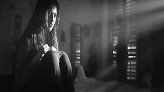 Bengali Actress Riya Sen Nude Video