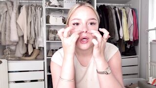 Brooke Marsden Pussy And Big Boobs Showing on a live stream