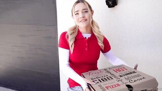 Piper Presley Pizza Delivery Girl BG Sextape