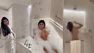 Mia Khalifa Full Nude In Shower Masturbation Video Leaked