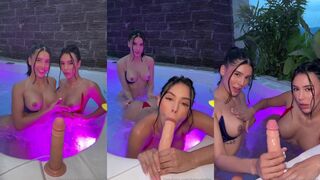 Hannamiller And Dahyn11 Lick Dildo In A Jacuzzi