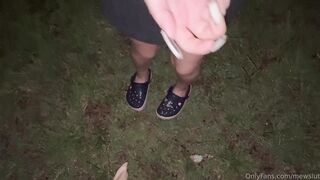 Mewslut public park sextape