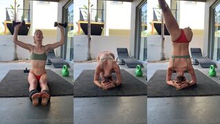 Yoga nude