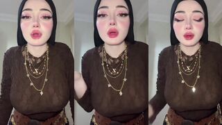 Horny ldrzelall Needs Blowjob you hard Cock using her Spits