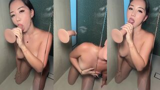 Kaia Kitsune AKA Kaixkitsune Full Naked Dildo Suck In The Shower